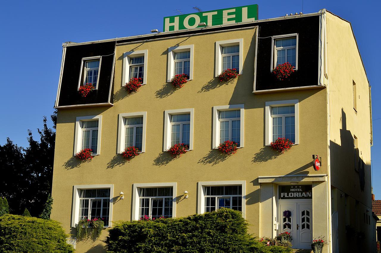 Hotel Florian 슬래코브유브루나 외부 사진